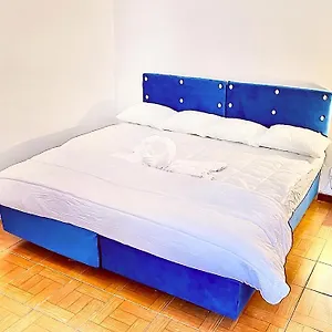  Habitación en casa particular New In Loures